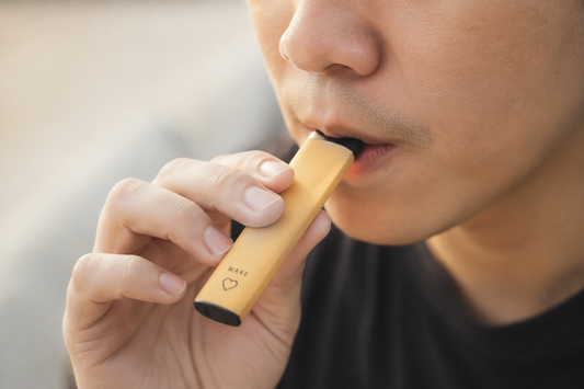 LUVV Labs Air inhaler review comparing claims, customer feedback, and safety concerns